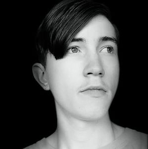 Meet your Posher, Adam